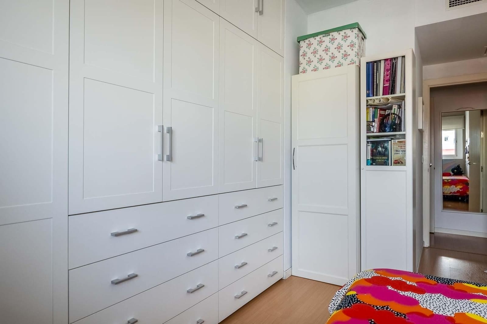 3 bedroom Flat for sale in Seville city with garage - € 199,000 (Ref: 9413978)