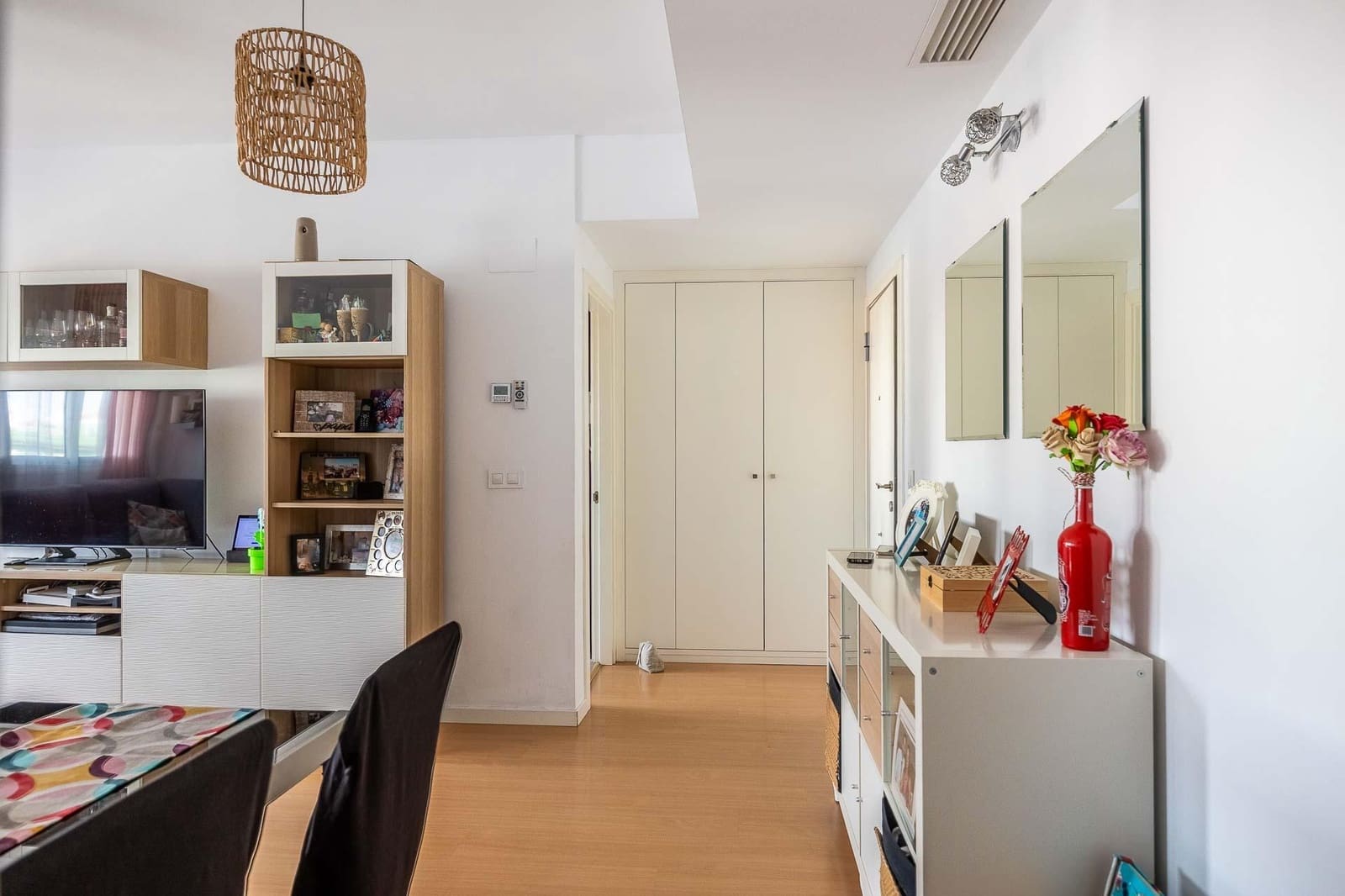 3 bedroom Flat for sale in Seville city with garage - € 199,000 (Ref: 9413978)