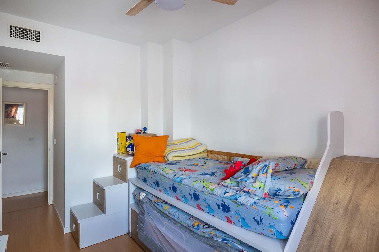 3 bedroom Flat for sale in Seville city with garage - € 199,000 (Ref: 9413978)