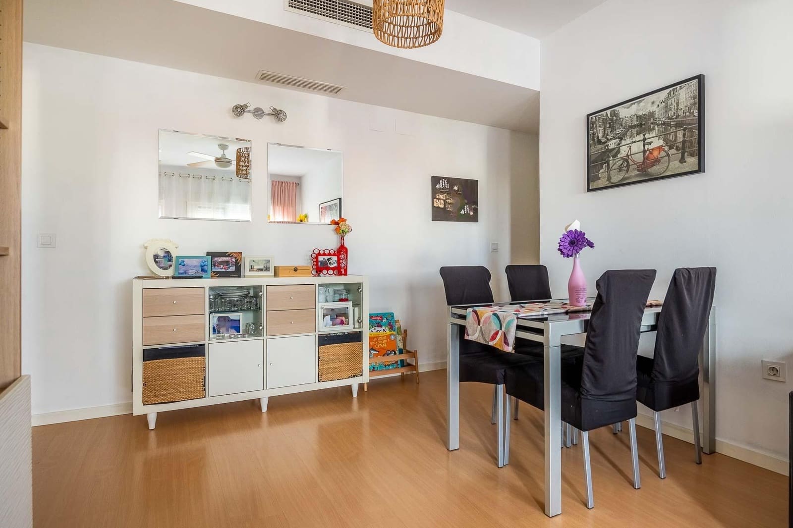 3 bedroom Flat for sale in Seville city with garage - € 199,000 (Ref: 9413978)