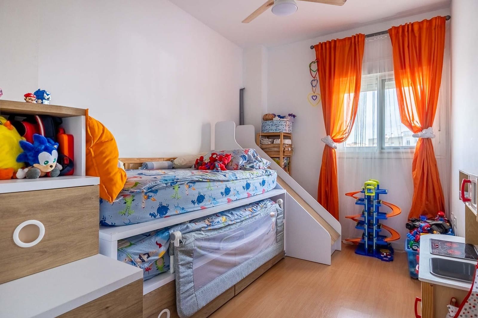 3 bedroom Flat for sale in Seville city with garage - € 199,000 (Ref: 9413978)