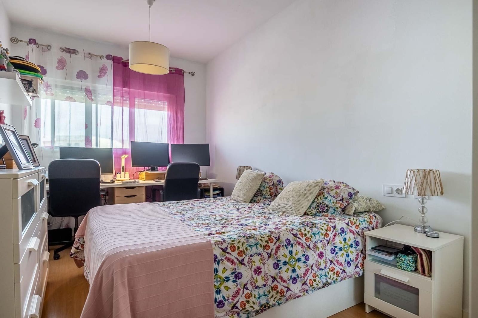 3 bedroom Flat for sale in Seville city with garage - € 199,000 (Ref: 9413978)