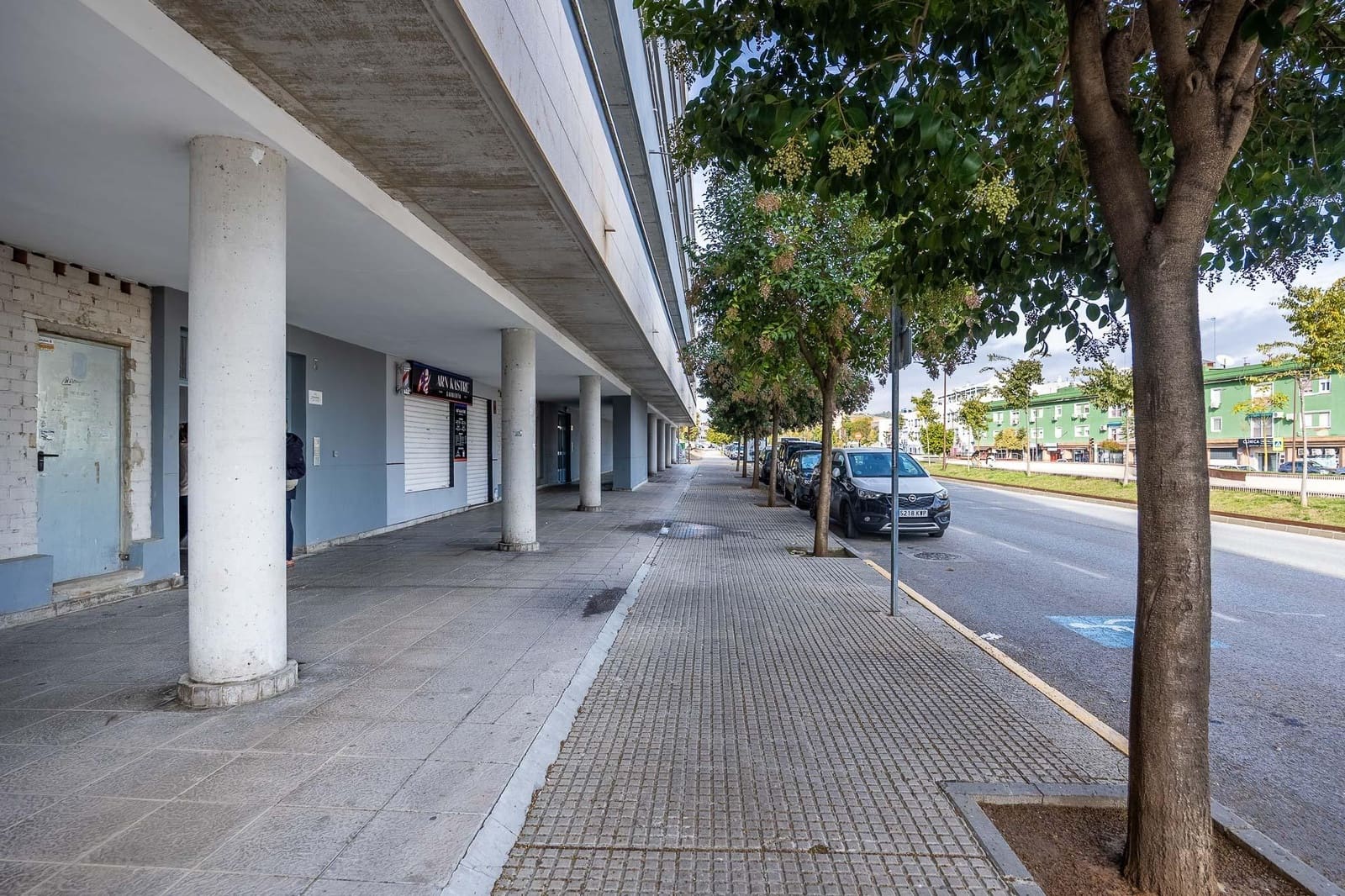 3 bedroom Flat for sale in Seville city with garage - € 199,000 (Ref: 9413978)