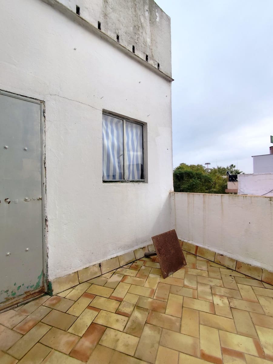 Local Comercial de 5 habitaciones en Sevilla ciudad en venta - 190.000 € (Ref: 9414287)