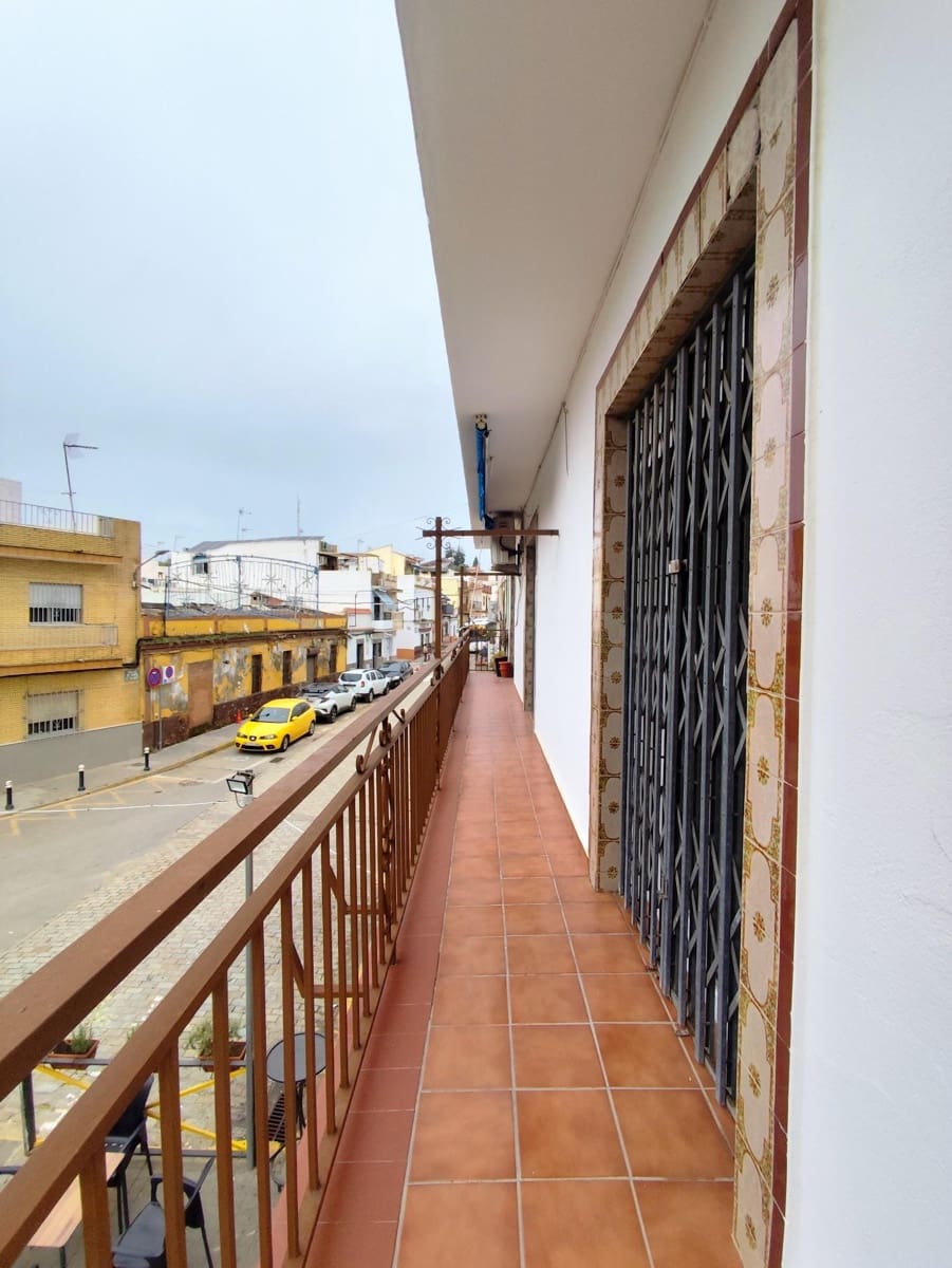 Local Comercial de 5 habitaciones en Sevilla ciudad en venta - 190.000 € (Ref: 9414287)