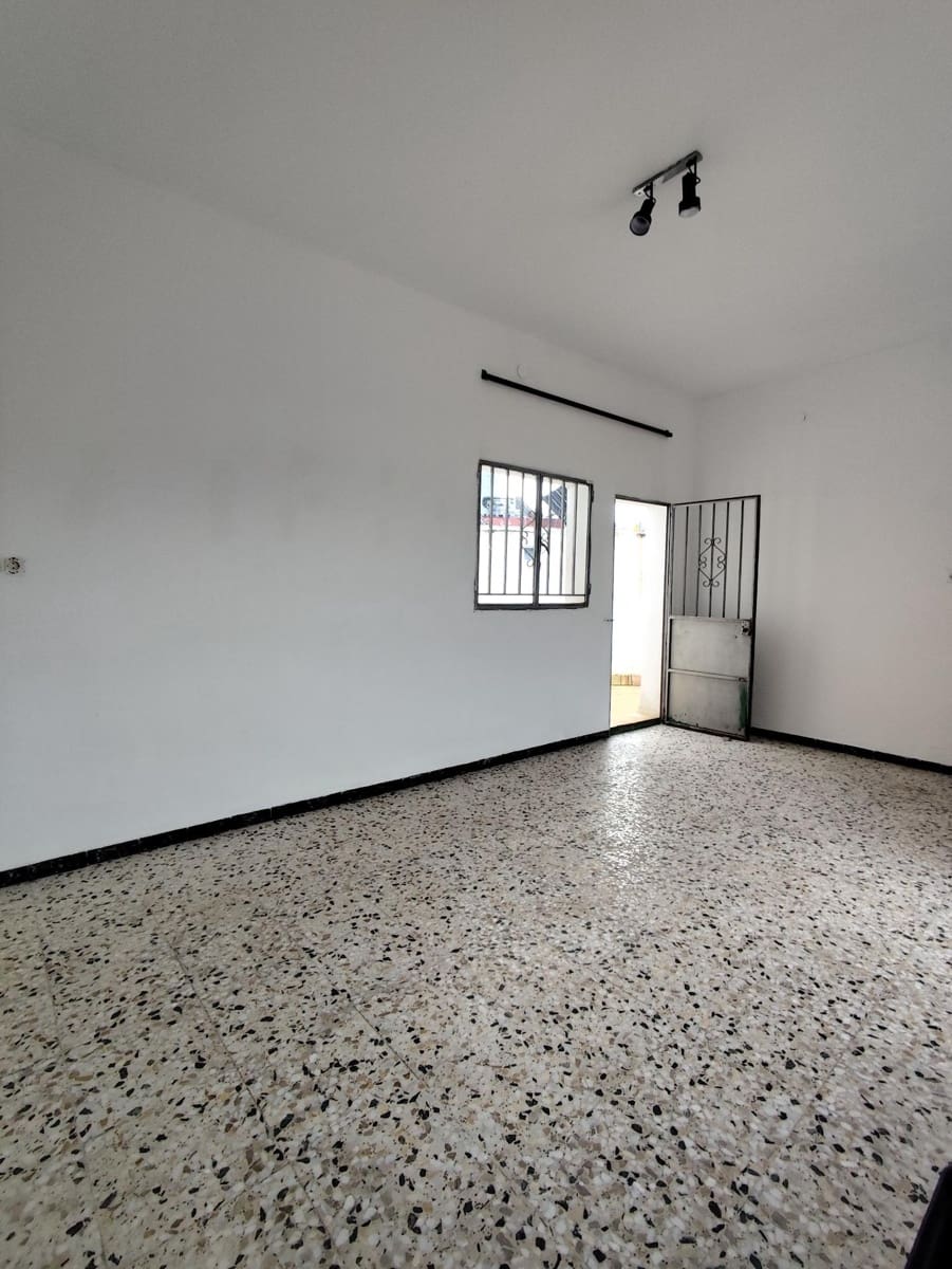 Local Comercial de 5 habitaciones en Sevilla ciudad en venta - 190.000 € (Ref: 9414287)