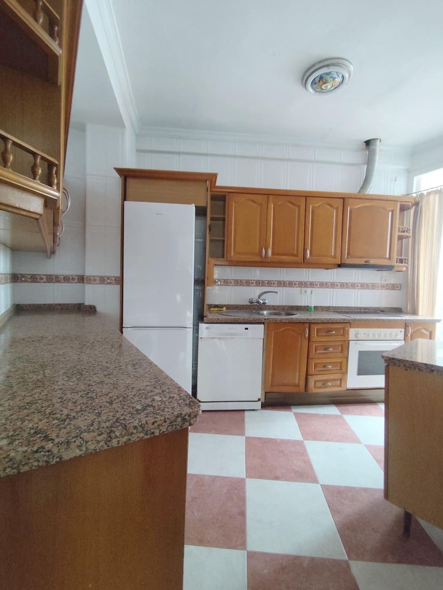 Local Comercial de 5 habitaciones en Sevilla ciudad en venta - 190.000 € (Ref: 9414287)