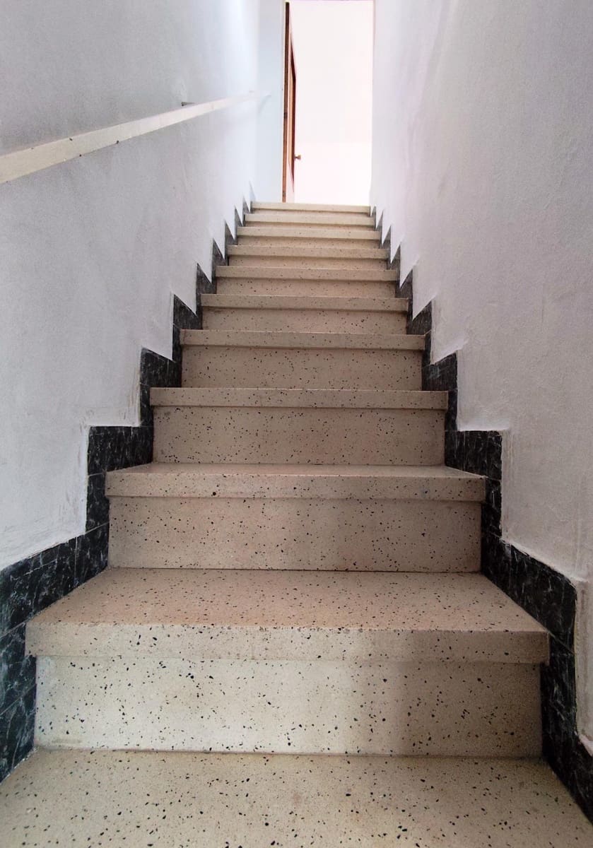 Local Comercial de 5 habitaciones en Sevilla ciudad en venta - 190.000 € (Ref: 9414287)