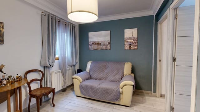 3 soveværelse Lejlighed til salg i Zaragoza by - € 143.900 (Ref: 9419595)