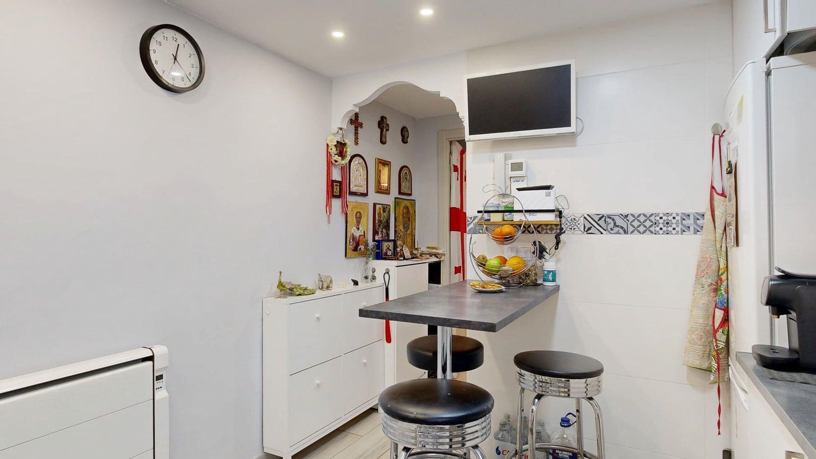 3 bedroom Flat for sale in Zaragoza city - € 135,000 (Ref: 9419595)