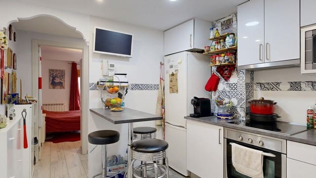 3 soveværelse Lejlighed til salg i Zaragoza by - € 143.900 (Ref: 9419595)