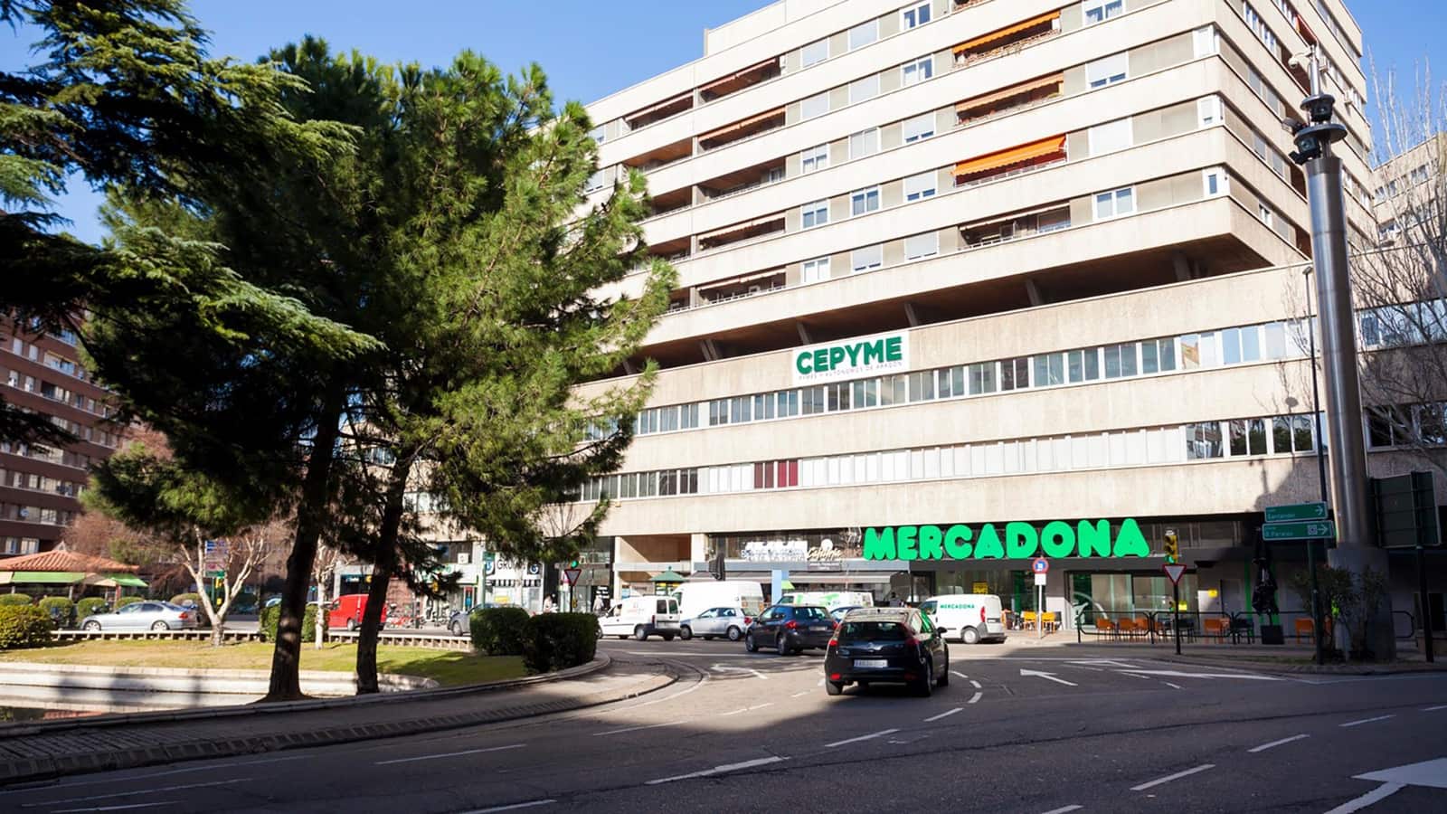 3 bedroom Flat for sale in Zaragoza city - € 135,000 (Ref: 9419595)