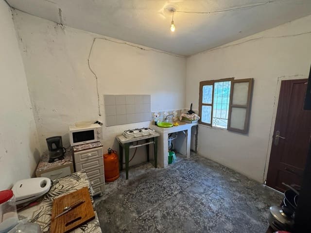 5 bedroom Townhouse for sale in Ciudad Real city - € 55,000 (Ref: 9427433)