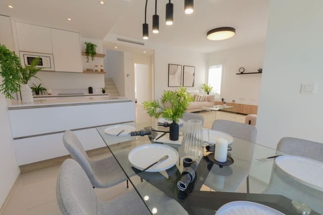 3 bedroom Villa for sale in Los Alcázares - € 560,021 (Ref: 9431703)