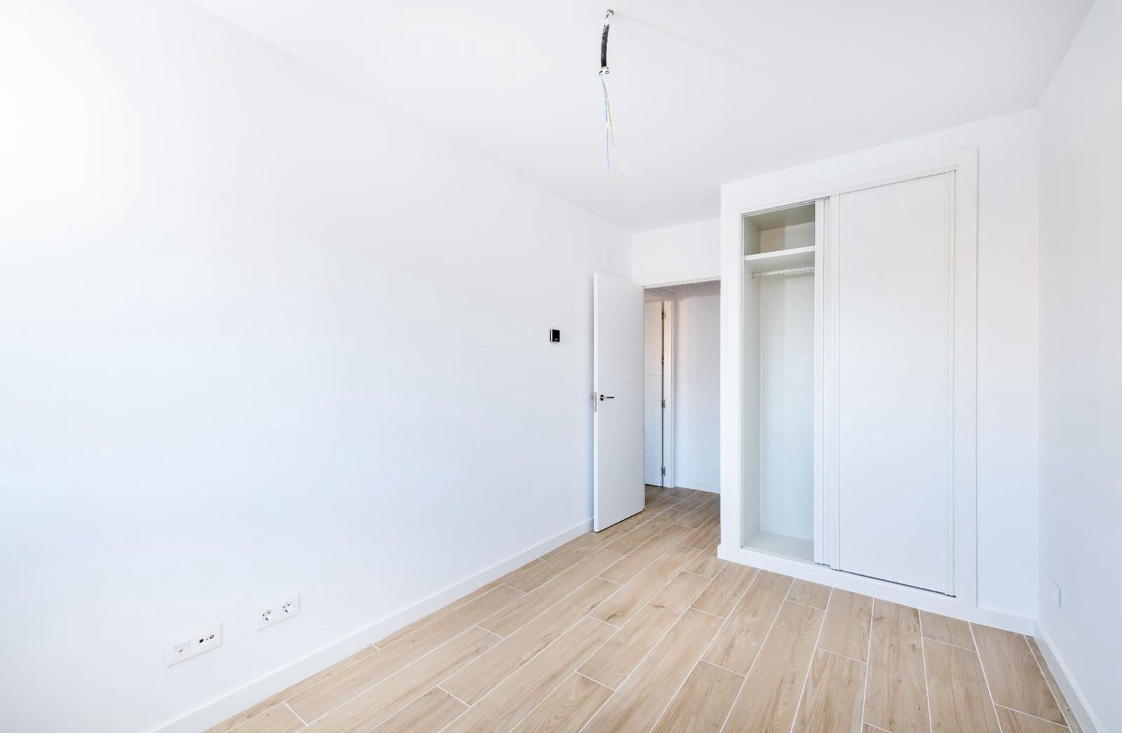 2 bedroom Apartment for sale in Meco with garage - € 365,000 (Ref: 9431705)