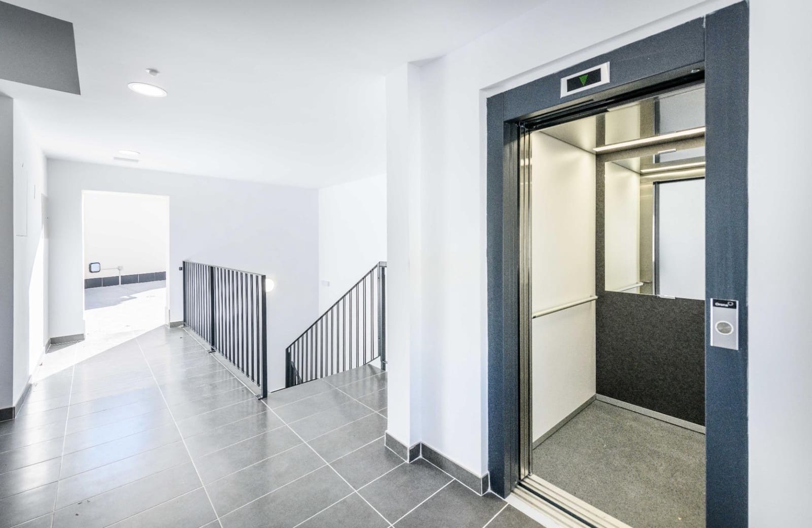 2 bedroom Apartment for sale in Meco with garage - € 365,000 (Ref: 9431705)