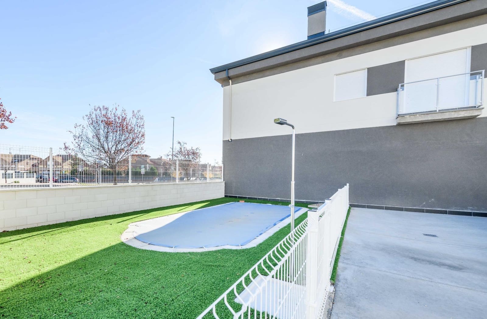 2 bedroom Apartment for sale in Meco with garage - € 365,000 (Ref: 9431705)