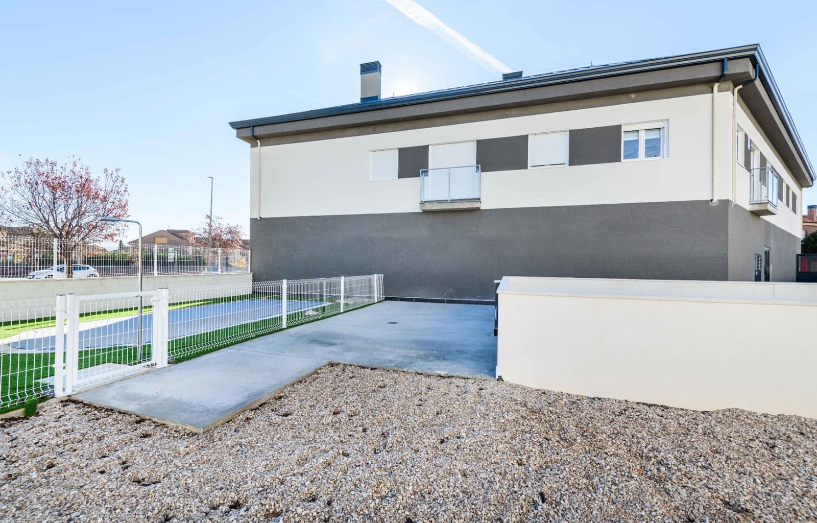 2 bedroom Apartment for sale in Meco with garage - € 365,000 (Ref: 9431705)