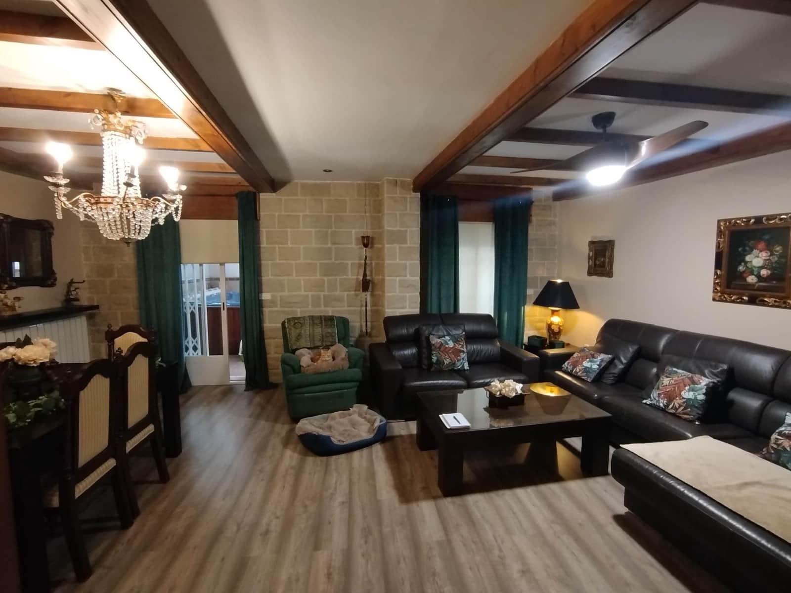 3 sypialnia Willa na sprzedaż w Miasto Jaen z garażem - 355 000 € (Ref: 9431706)