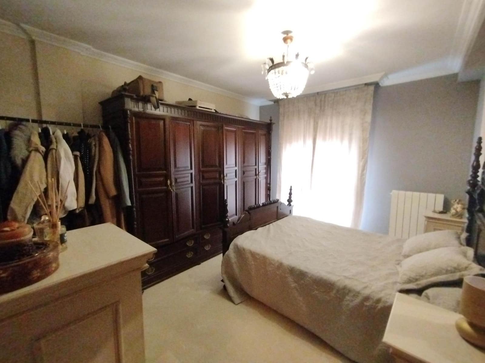 3 sypialnia Willa na sprzedaż w Miasto Jaen z garażem - 355 000 € (Ref: 9431706)