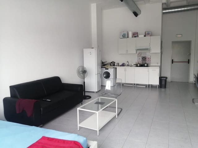 1 quarto Loft para venda em Buenavista, Madrid cidade com garagem - 160 000 € (Ref: 9435984)