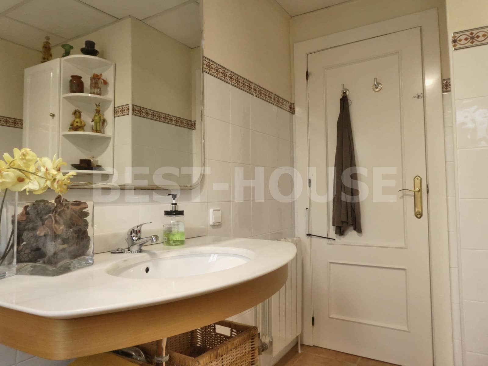 5 makuuhuone Huvila myytävänä paikassa Churra mukana uima-altaan 
autotalli - 855 000 € (Ref: 9435986)