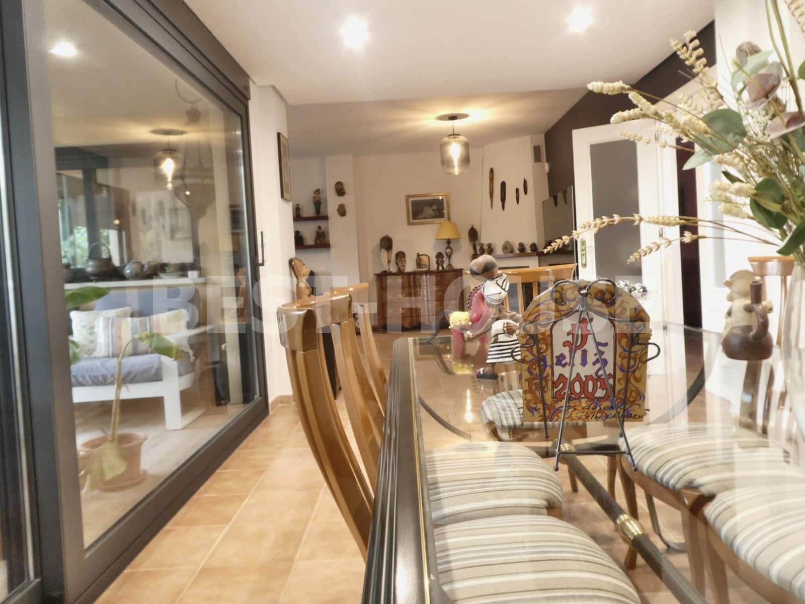 5 makuuhuone Huvila myytävänä paikassa Churra mukana uima-altaan 
autotalli - 855 000 € (Ref: 9435986)