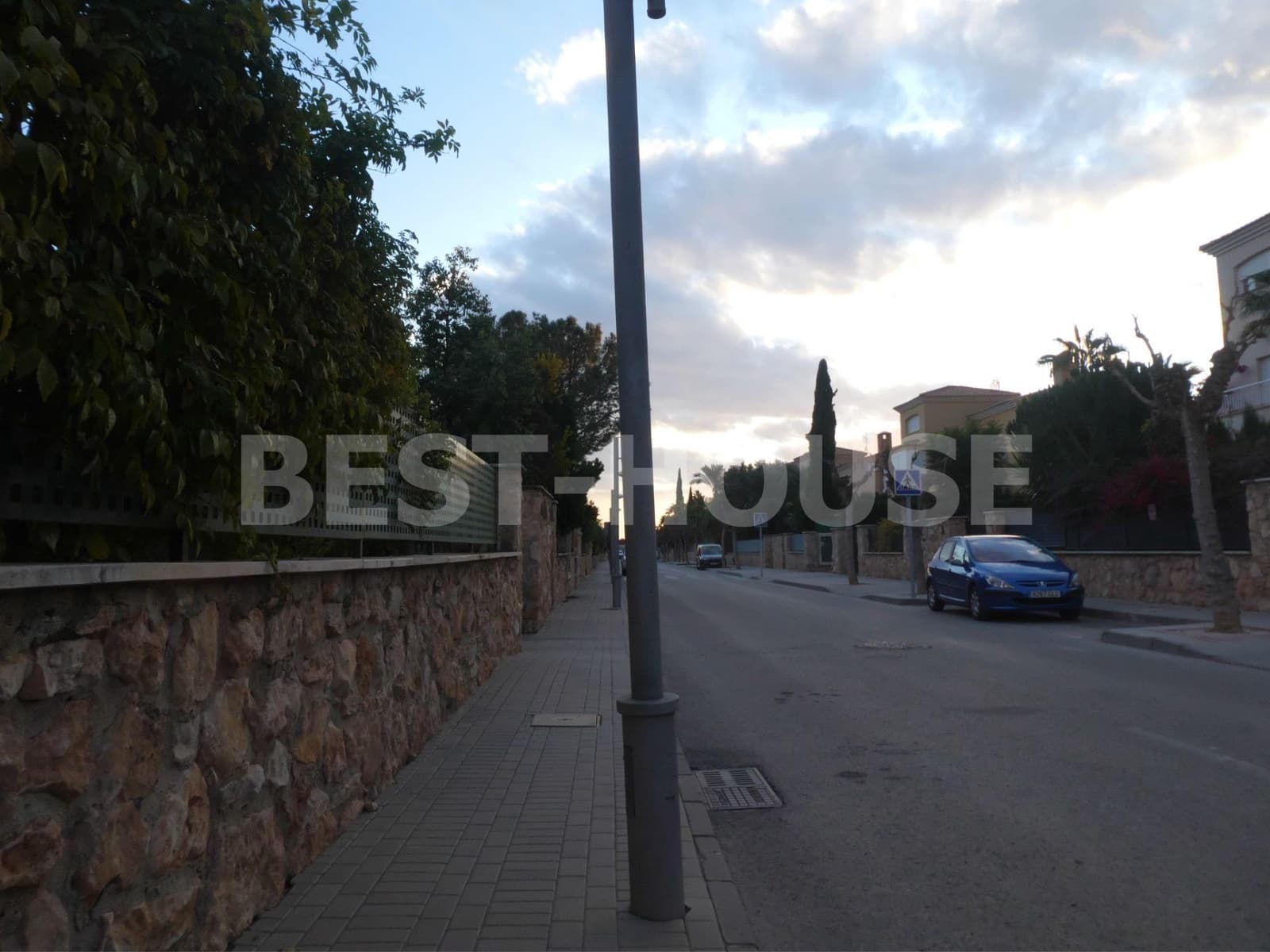 5 makuuhuone Huvila myytävänä paikassa Churra mukana uima-altaan 
autotalli - 855 000 € (Ref: 9435986)