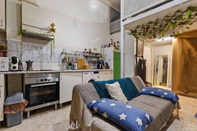 1 makuuhuone Kaupallinen myytävänä paikassa Torremolinos - 93 500 € (Ref: 9437609)