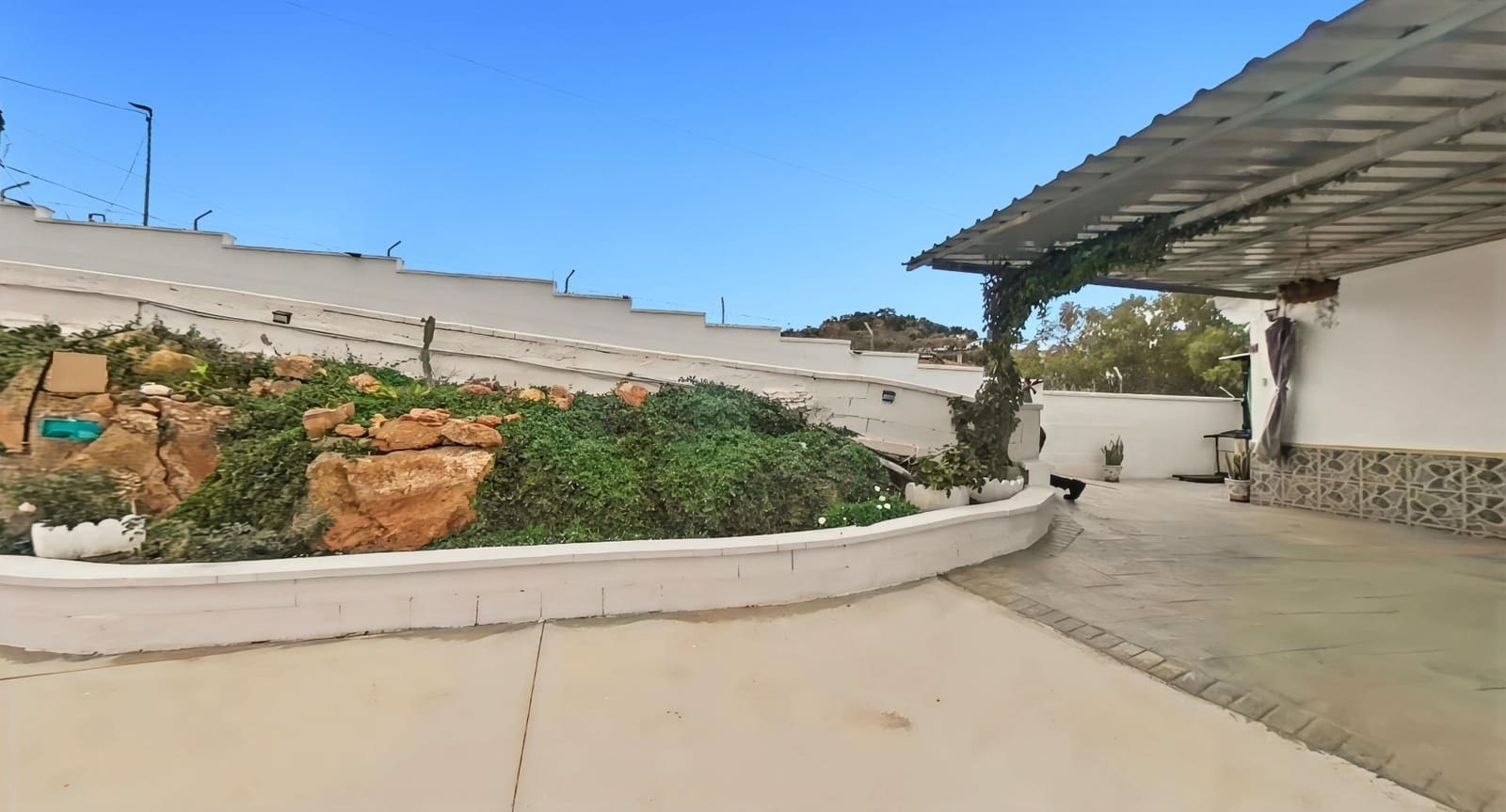 4 bedroom Villa for sale in Almogia with garage - € 449,000 (Ref: 9440238)