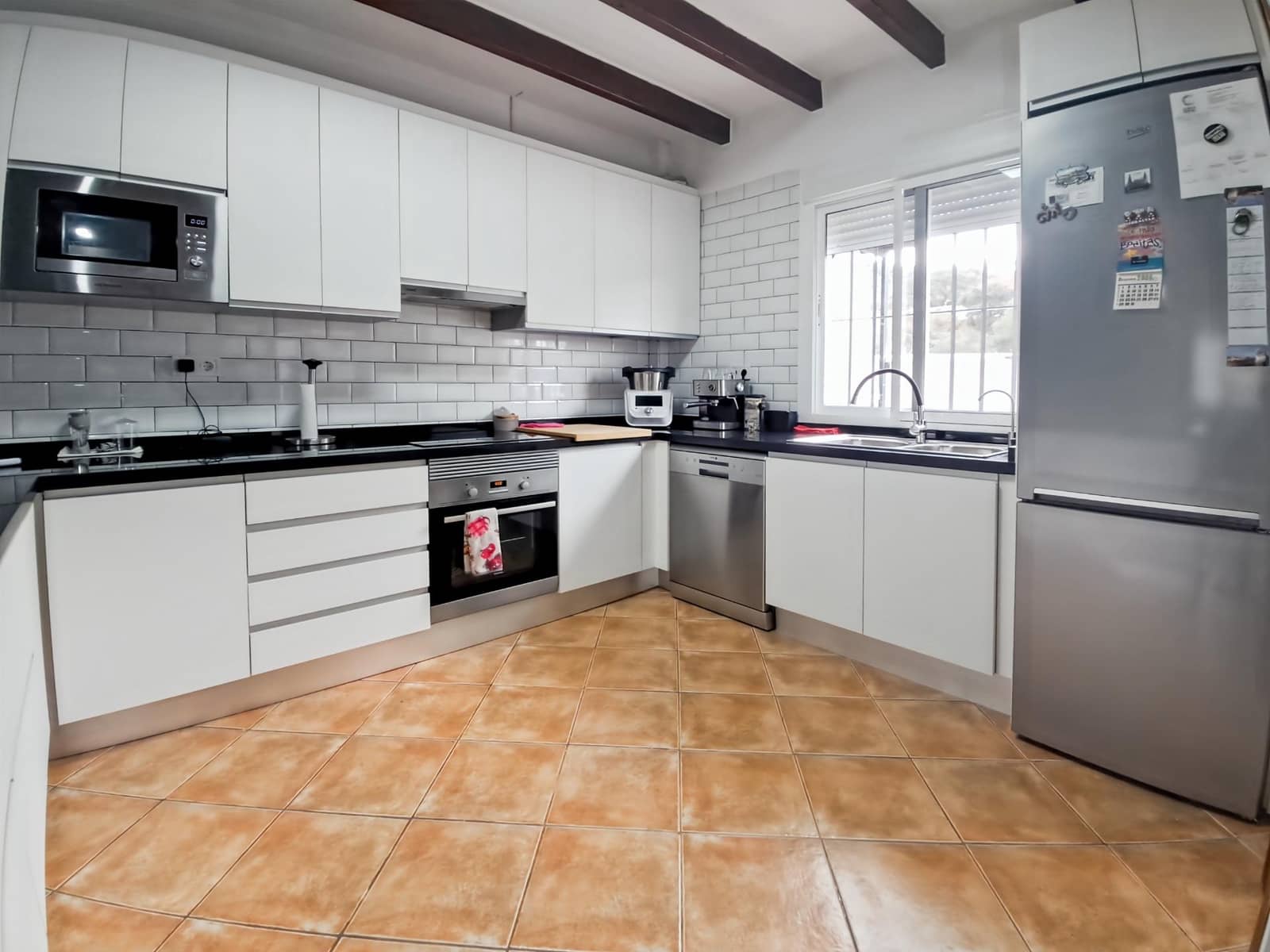 4 bedroom Villa for sale in Almogia with garage - € 449,000 (Ref: 9440238)