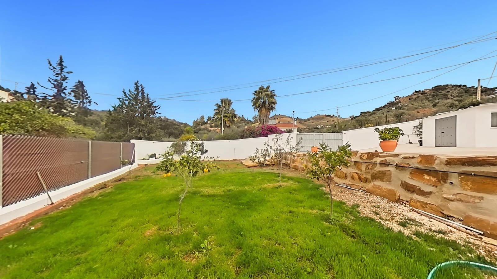 4 bedroom Villa for sale in Almogia with garage - € 449,000 (Ref: 9440238)