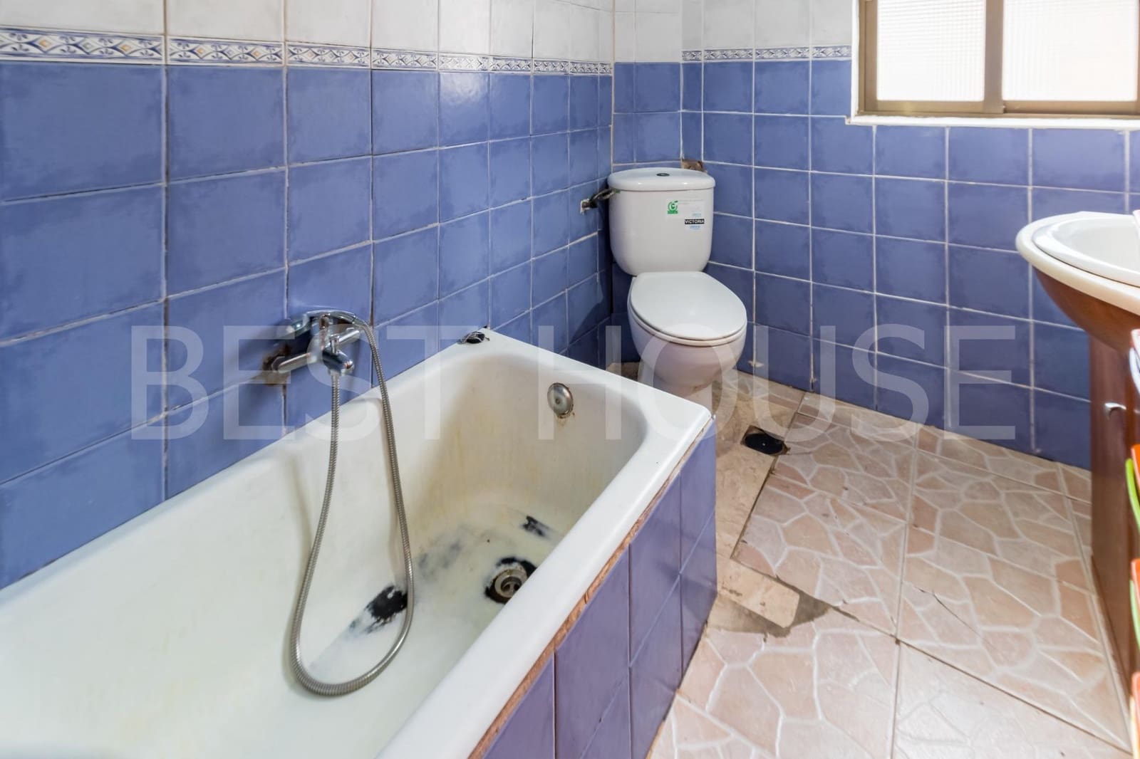 3 soverom Leilighet til salgs i Torrelavega - € 100 000 (Ref: 9440239)