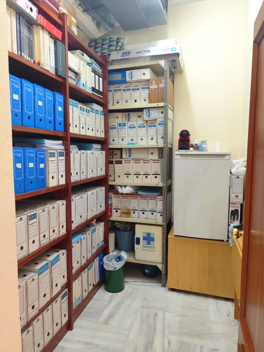 2 soverom Kontor til salgs i Sevilla by med garasje - € 179 000 (Ref: 9441422)