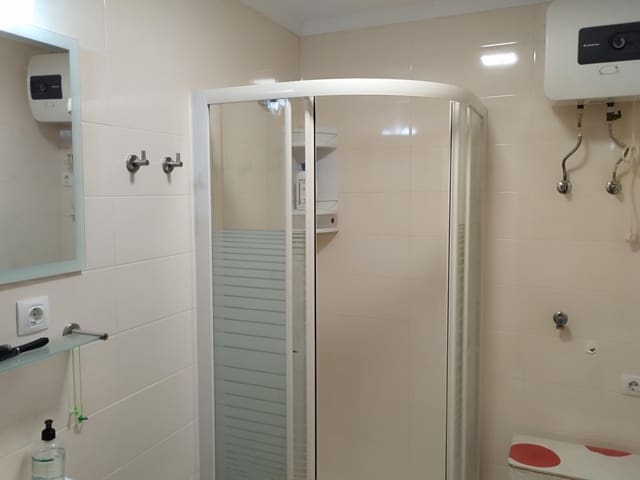 1 soveværelse Lejlighed til leje i Guanarteme, Las Palmas de Gran Canaria - € 970 (Ref: 9449600)