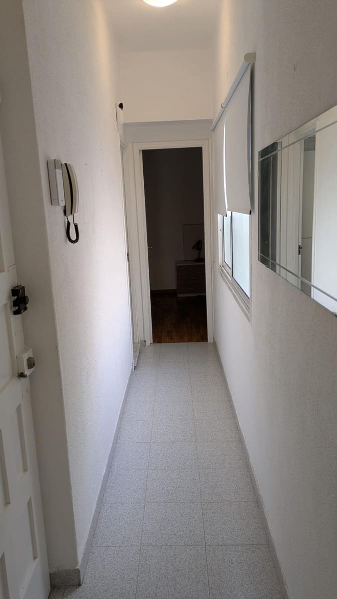 2 soveværelse Lejlighed til leje i Las Palmas de Gran Canaria - € 900 (Ref: 9449603)