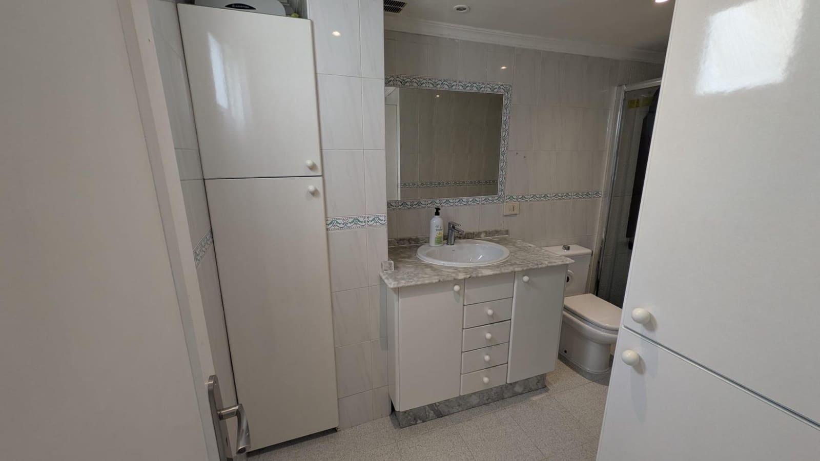 2 soveværelse Lejlighed til leje i Las Palmas de Gran Canaria - € 900 (Ref: 9449603)