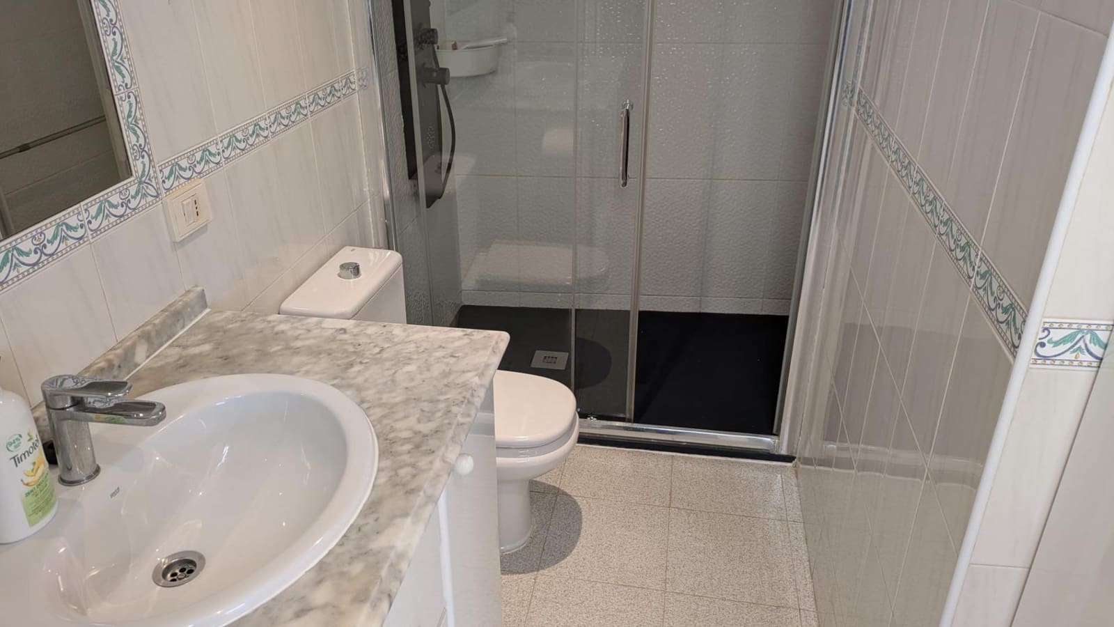 2 soveværelse Lejlighed til leje i Las Palmas de Gran Canaria - € 900 (Ref: 9449603)