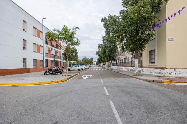 2 Zimmer Wohnung zu verkaufen in La Algaba mit Garage - 132.000 € (Ref: 9450445)