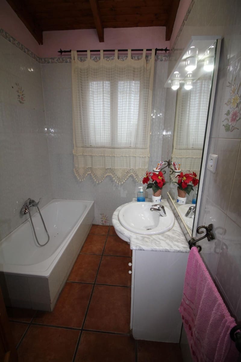 4 soverom Villa til salgs i Totana med svømmebasseng garasje - € 399 000 (Ref: 9450446)