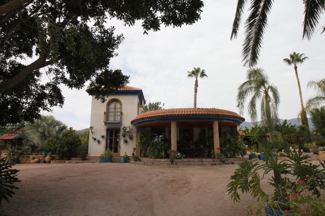 4 soverom Villa til salgs i Totana med svømmebasseng garasje - € 399 000 (Ref: 9450446)