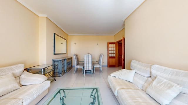 Piso de 3 habitaciones en Las Palmas de Gran Canaria en venta con garaje - 778.000 € (Ref: 9452293)