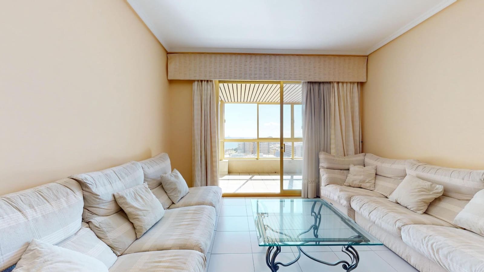 3 sypialnia Mieszkanie na sprzedaż w Las Palmas de Gran Canaria z garażem - 778 000 € (Ref: 9452293)