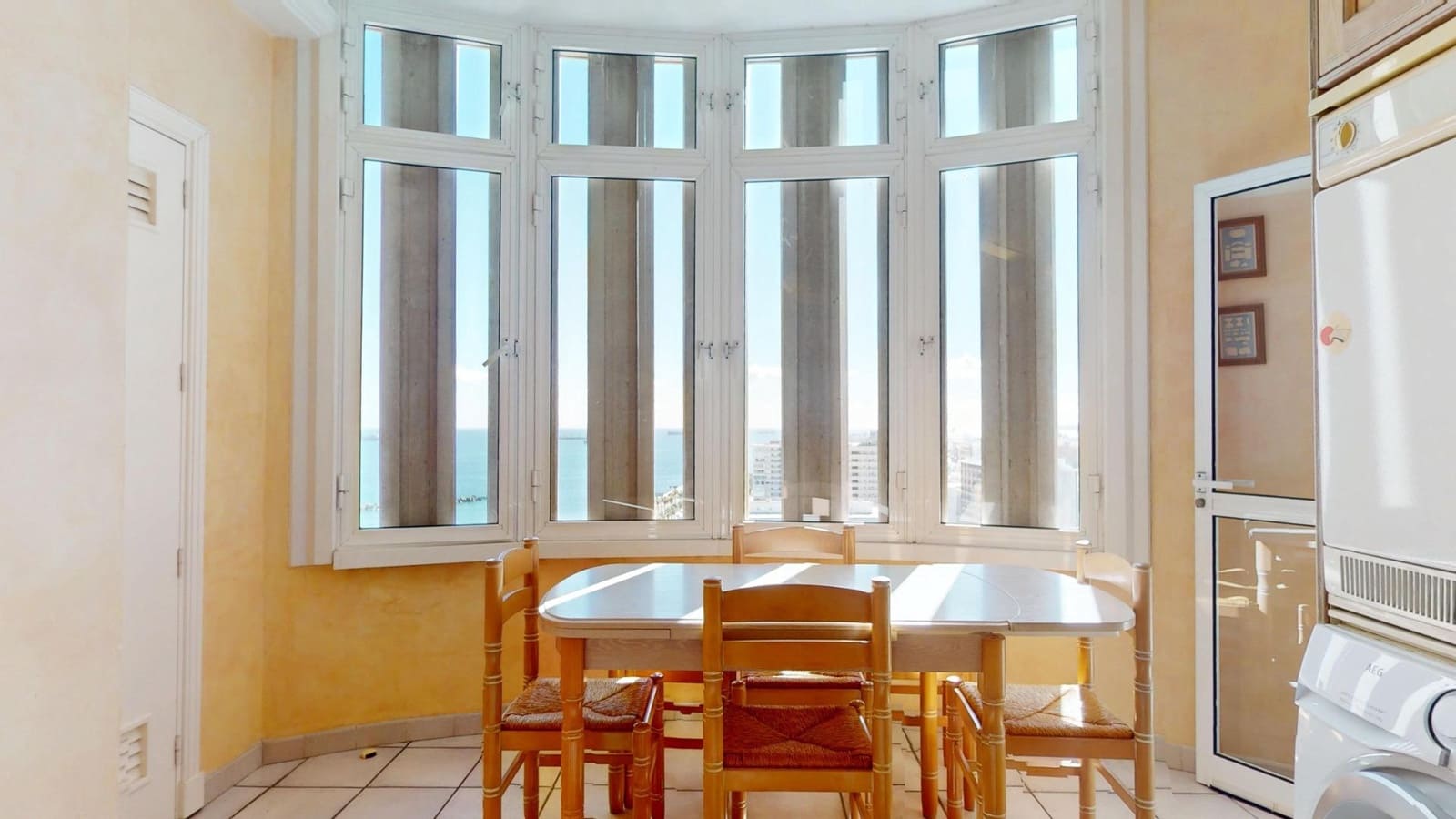 3 sypialnia Mieszkanie na sprzedaż w Las Palmas de Gran Canaria z garażem - 778 000 € (Ref: 9452293)