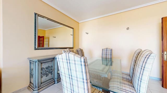 Piso de 3 habitaciones en Las Palmas de Gran Canaria en venta con garaje - 778.000 € (Ref: 9452293)