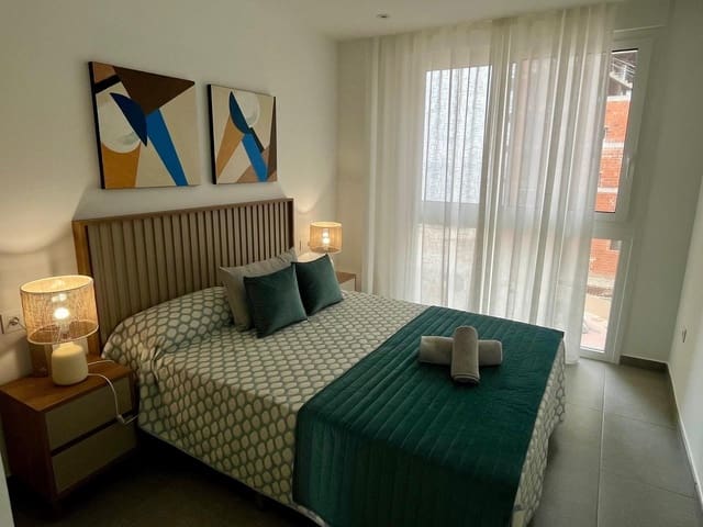 2 slaapkamer Appartement te koop in La Manga del Mar Menor - € 237.132 (Ref: 9462515)