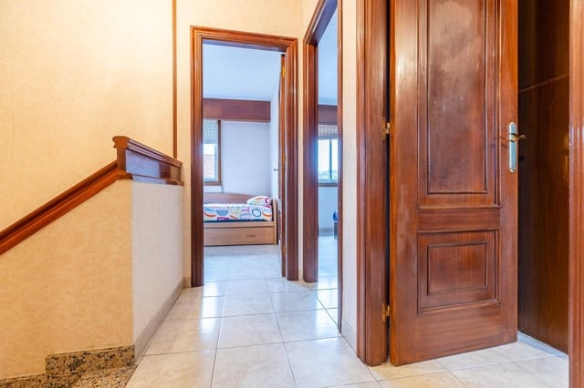 5 quarto Apartamento para venda em Corunha cidade - 325 000 € (Ref: 9465677)