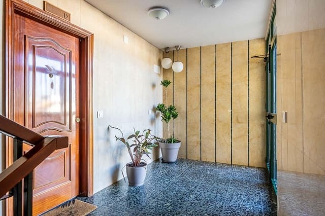 3 quarto Apartamento para venda em Alcalá de Guadaira com garagem - 129 000 € (Ref: 9470595)