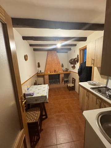 Casa de 4 habitaciones en Viso del Marqués en venta con garaje - 80.000 € (Ref: 9470597)