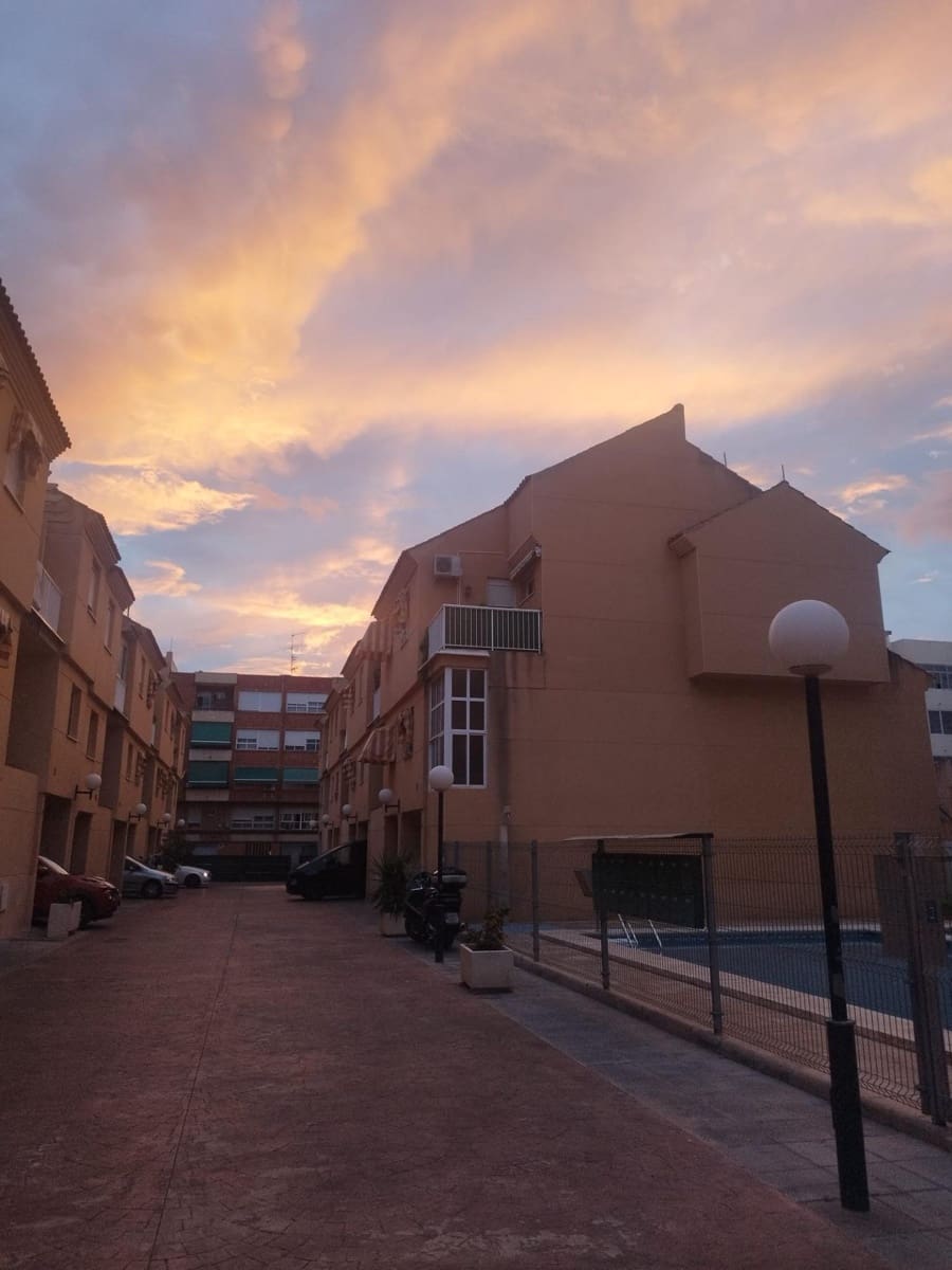 4 Zimmer Reihenhaus zu verkaufen in Muchamiel / Mutxamel mit Pool Garage - 300.000 € (Ref: 9473096)